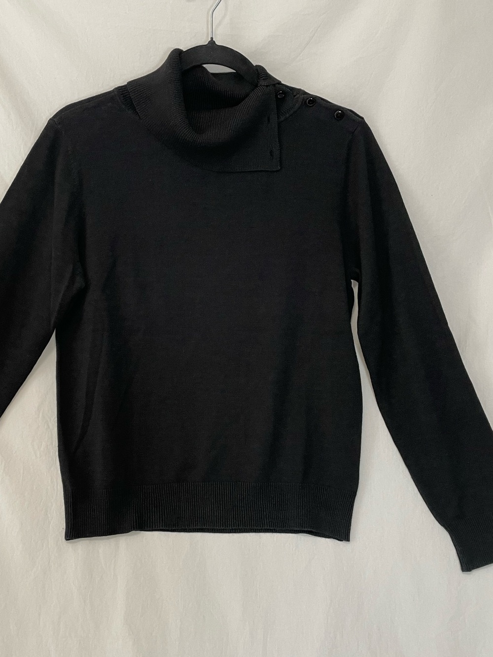 Alfani Y2K Vintage 100% Silk Black Button-Shoulder Sweater Women’s Sz Pet. Med.